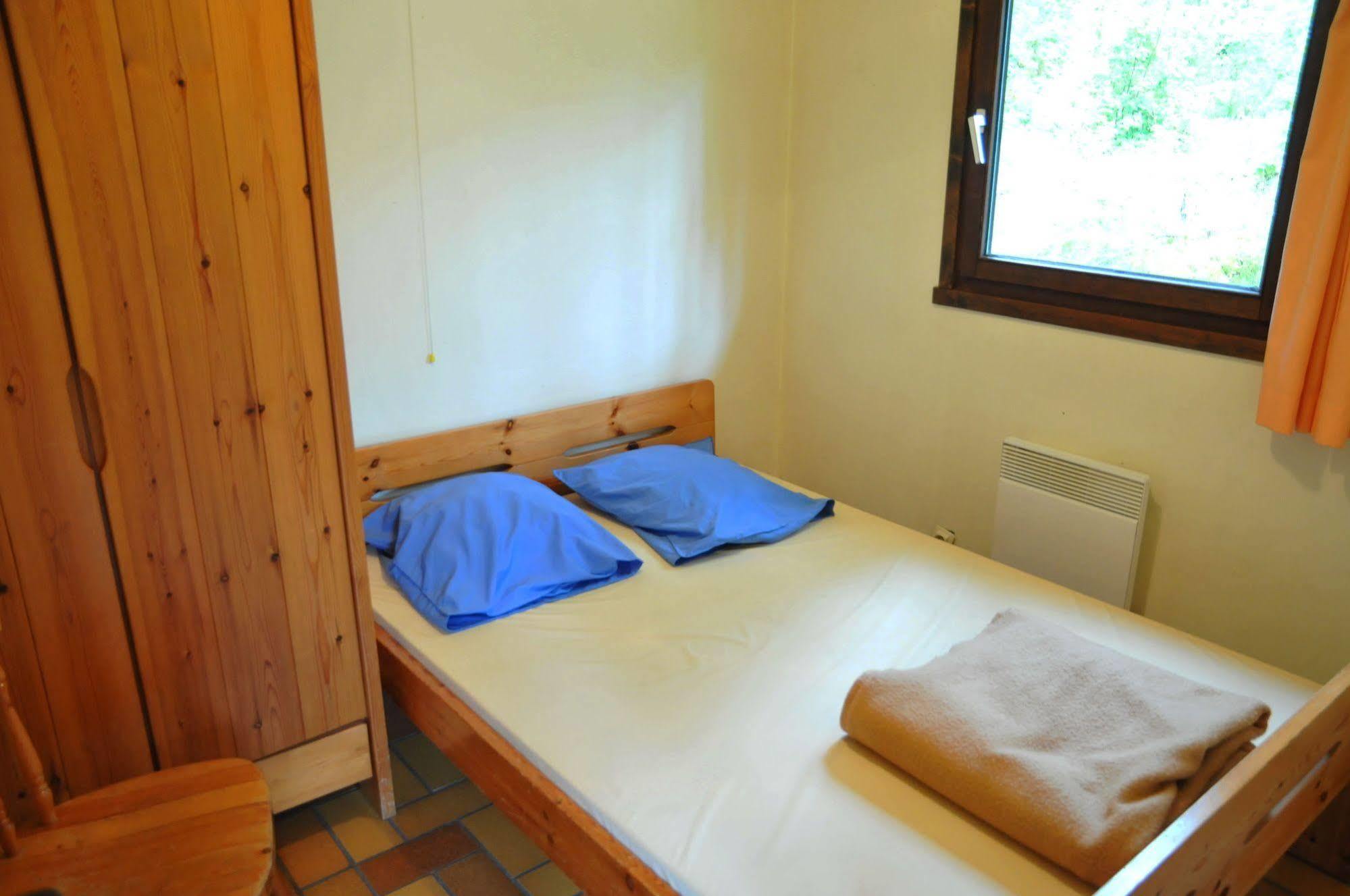 Village De Vacances De Vencimont Vonêche Dış mekan fotoğraf